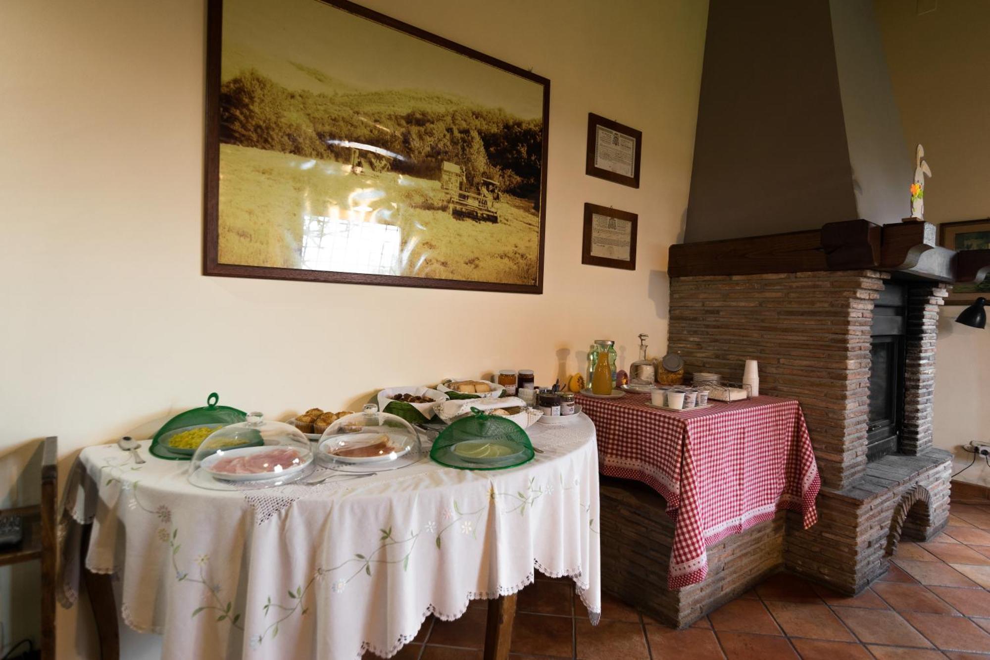 Agriturismo Il Poggio 베트랄라 외부 사진